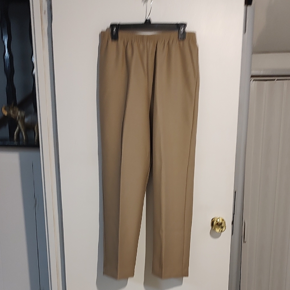Women's en's Tan Pants